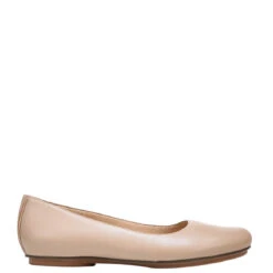 Naturalizer Maxwell Creme Brulee