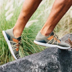 OluKai Men's Mio Lī Hunter/Lava Rock -Summit Footwear 4133227338