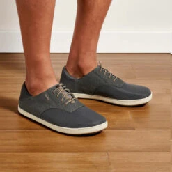 OluKai Men's Nohea Moku Charcoal/Clay -Summit Footwear 4133245816